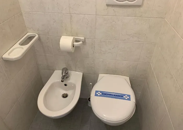 Hotel Levante A Pochi Passi Dal Mare 2*