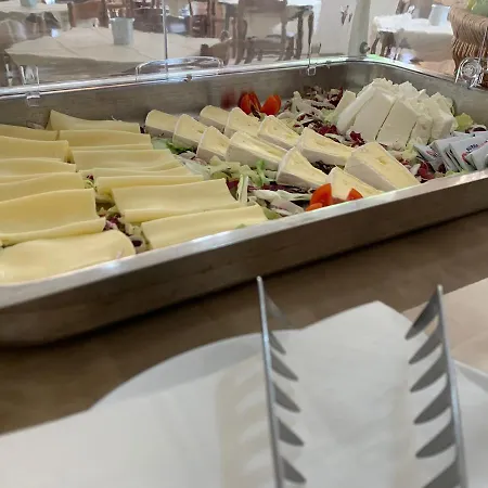 ホテル Levante A Pochi Passi Dal Mare 2*