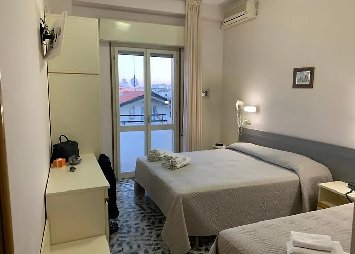 Szálloda Hotel Levante Convenzionato Con Oltremare Riccione